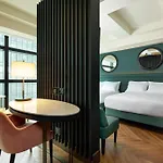 Hilton Eur La Hotel 4*