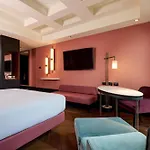 Hilton Eur La