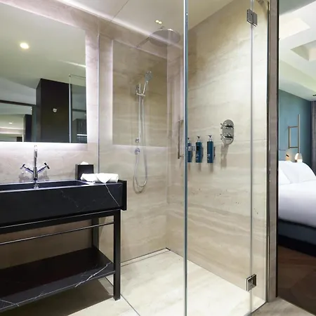 Hilton Eur La
