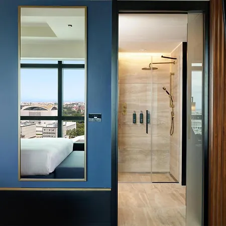 Hotel Hilton Eur La 4*