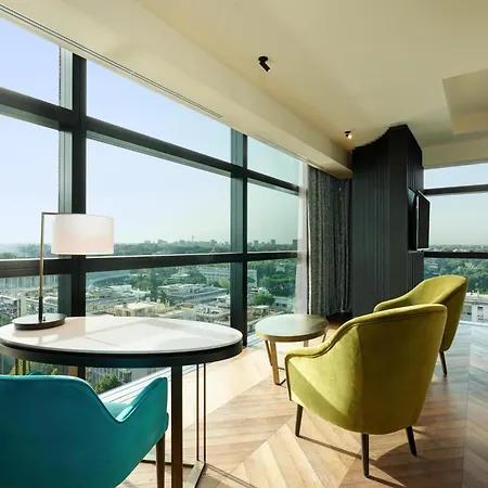 Hotel Hilton Eur La 4*