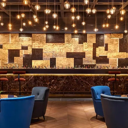 Hilton Eur La Hotel 4*