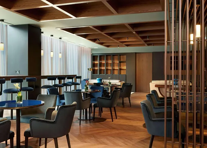 Hilton Eur La מלון