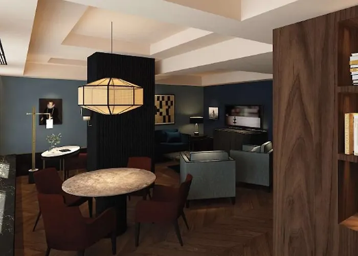 Hilton Eur La מלון 4*