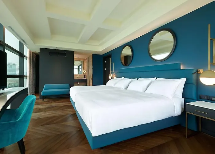 Hilton Eur La 4* רומא