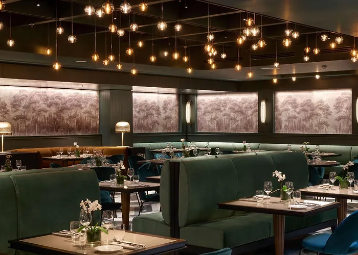 מלון Hilton Eur La