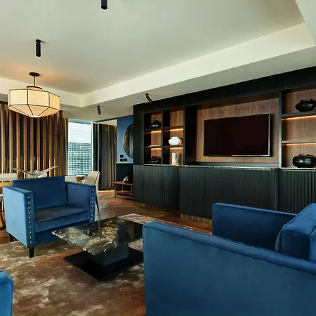 Hilton Eur La 4* Řím