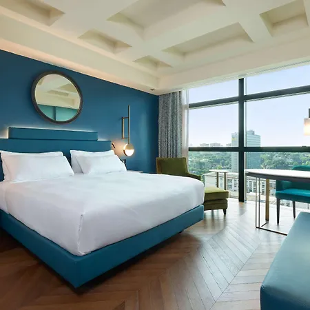 Hilton Eur La 4*